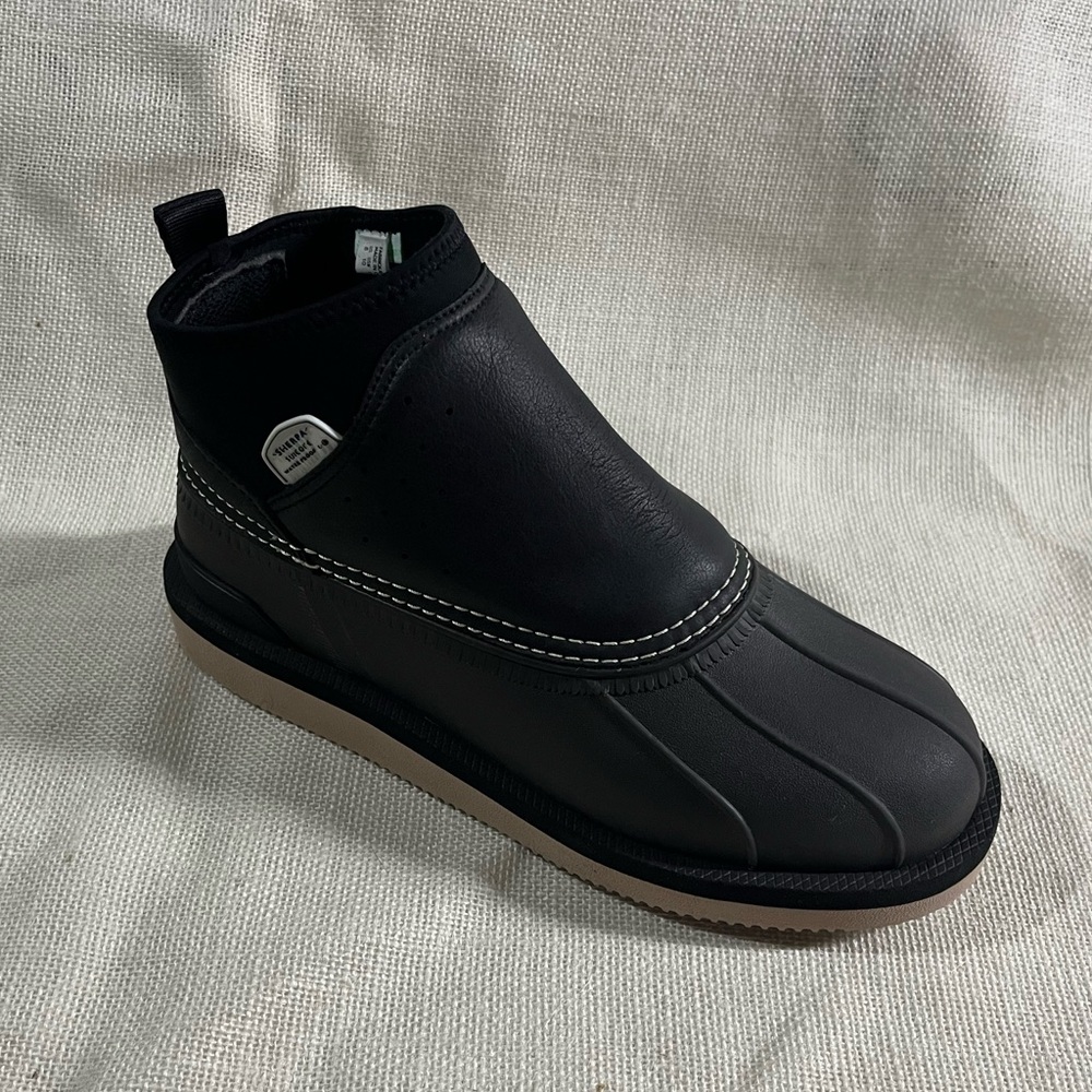Suicoke Black BEE-wpab NWOT Original Box (duck boots) - Picture 2 of 7